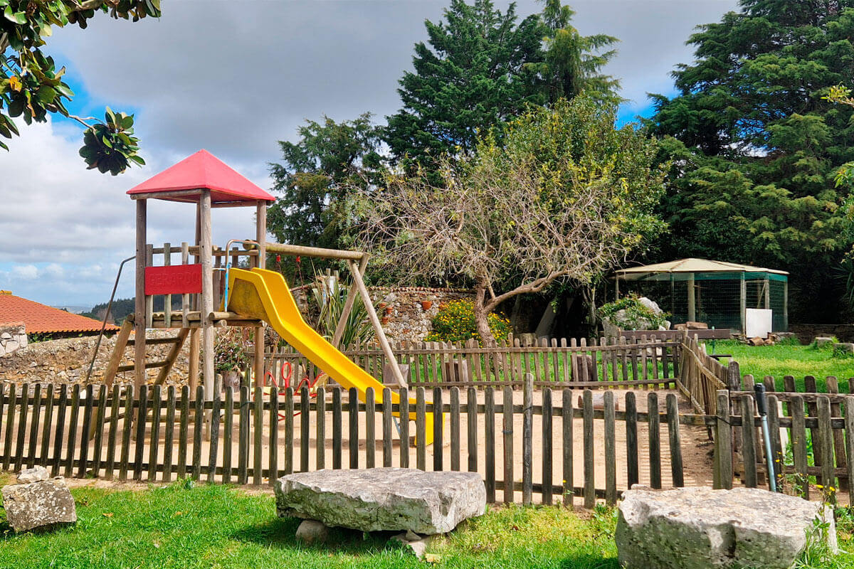 Jardim Infantil Eventos e Reuniões - Quinta do Castro em Pragança Serra de Montejunto, restauração, eventos