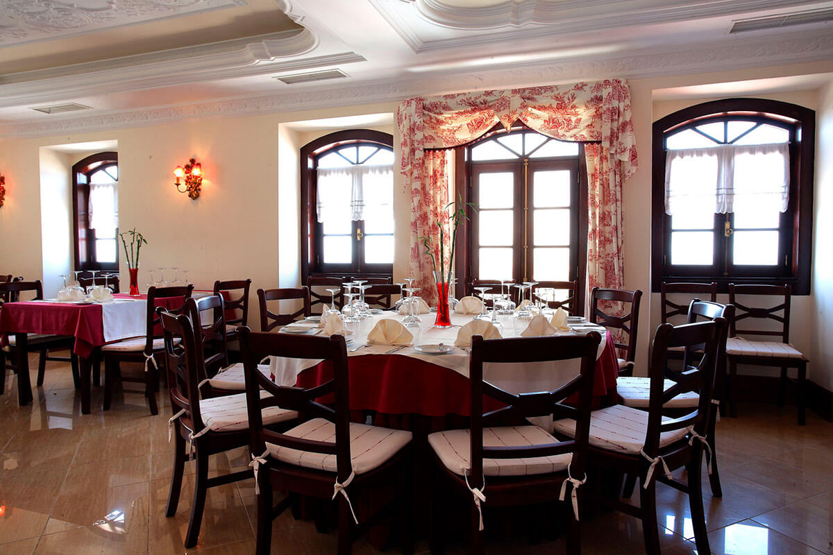 Restaurante e Bar- Quinta do Castro em Pragança Serra de Montejunto, restauração, eventos